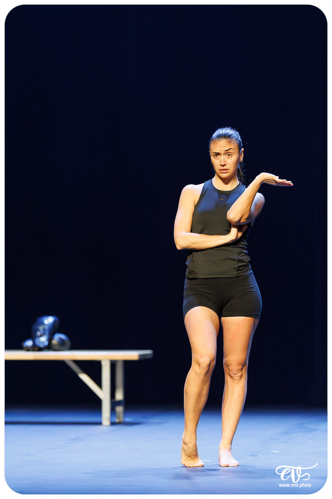 TMTPHOTO L'ODEUR DE LA GUERRE (JULIE DUVAL) 010